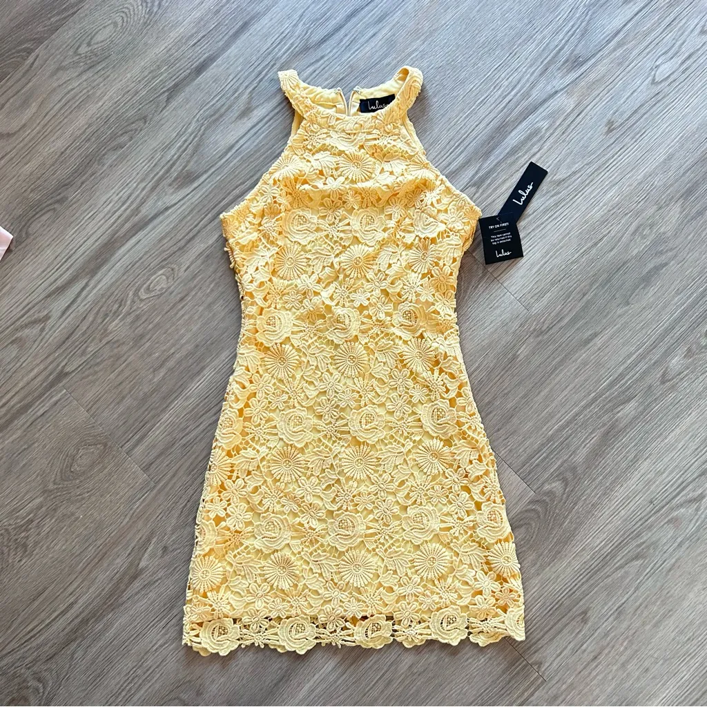 NWT Small Lulu’s Love Poem Sun Yellow Lace Mini Dress Rose Floral Crochet Summer - Image 4