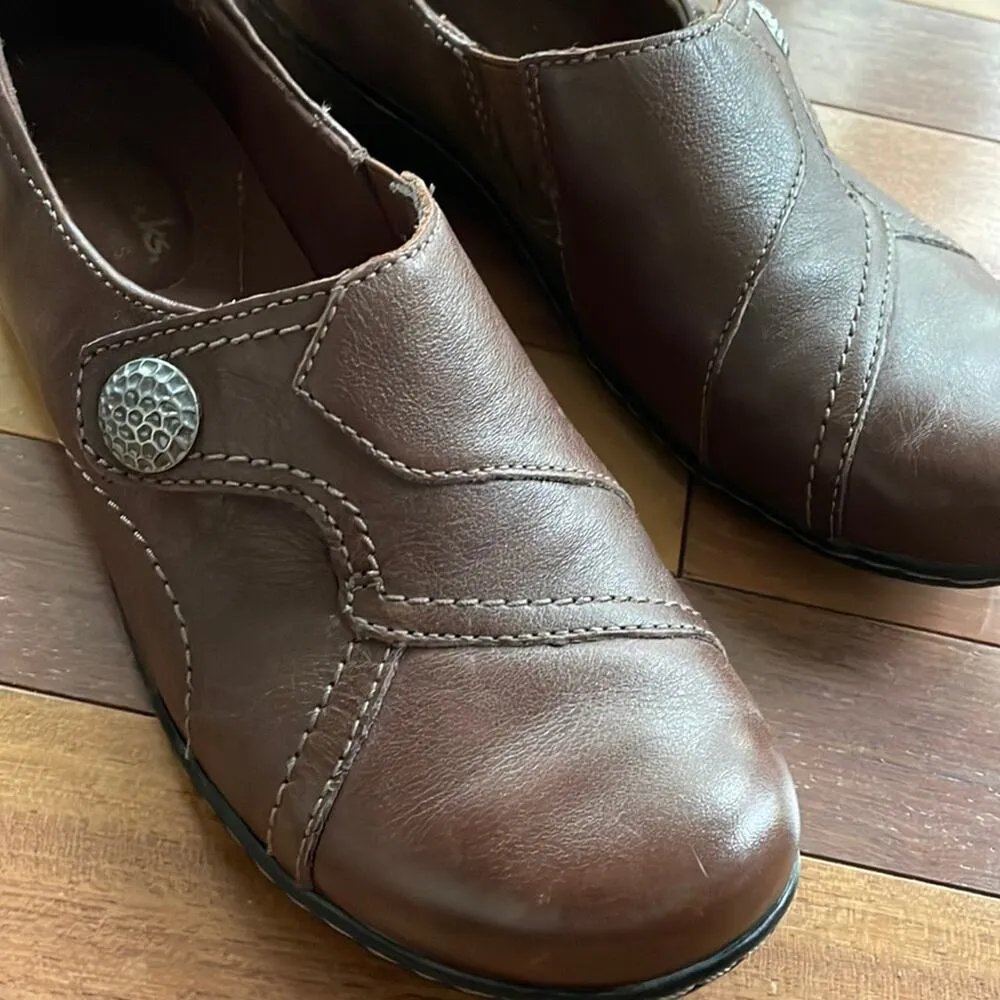 Clarks Leather Bendable Slip On Clogs Brown Size 8 Fall School Mules Comfort - Image 2