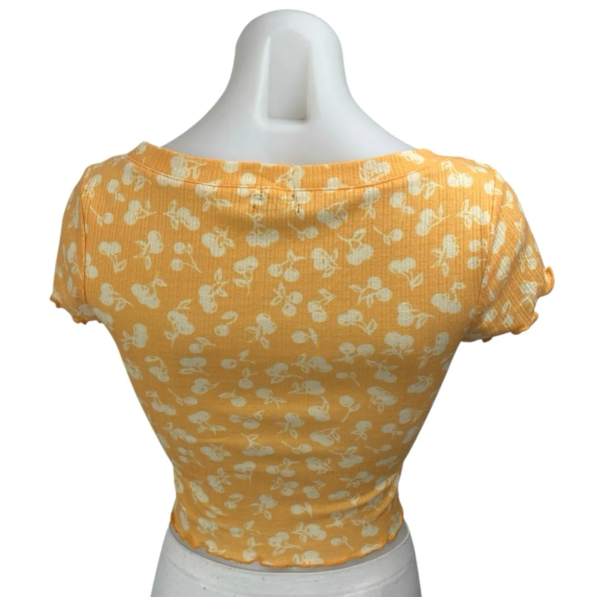 Urban Outfitters Coral Cherry Short Sleeve Ribbed Knit Lettuce Crop Top Size S - Image 3