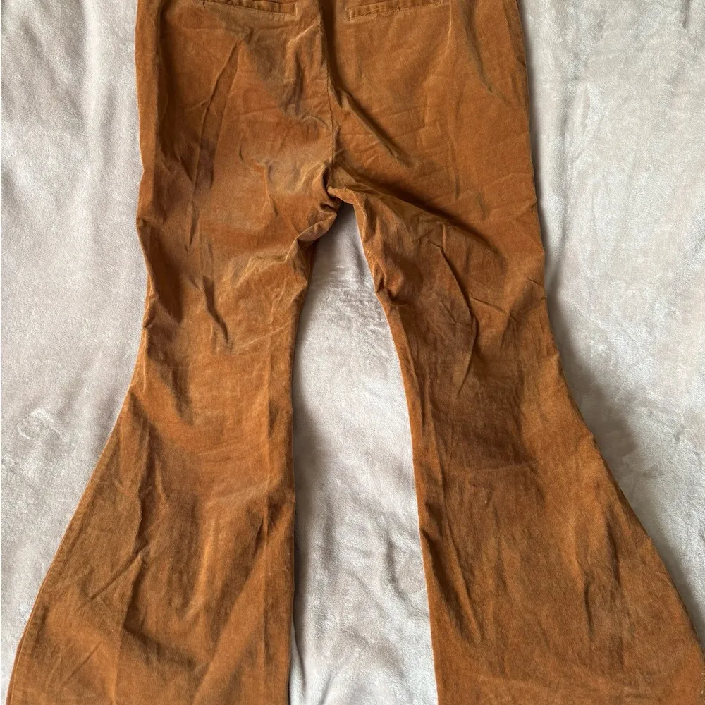 Women’s vintage boho corduroy bell bottom pant 1X - Image 4