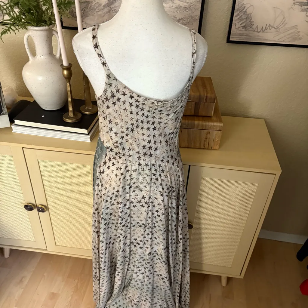 JOHNNY WAS Pete and‎ Greta Maxi Dress Star Tan Blue Sleeveless Slip Size Medium - Image 3