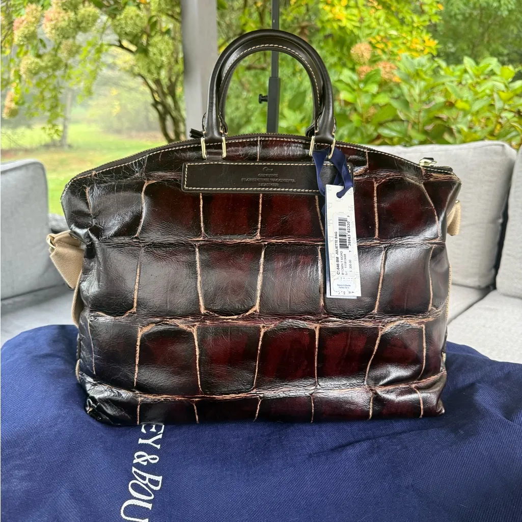 Dooney and Bourke Juliette bag - Image 2