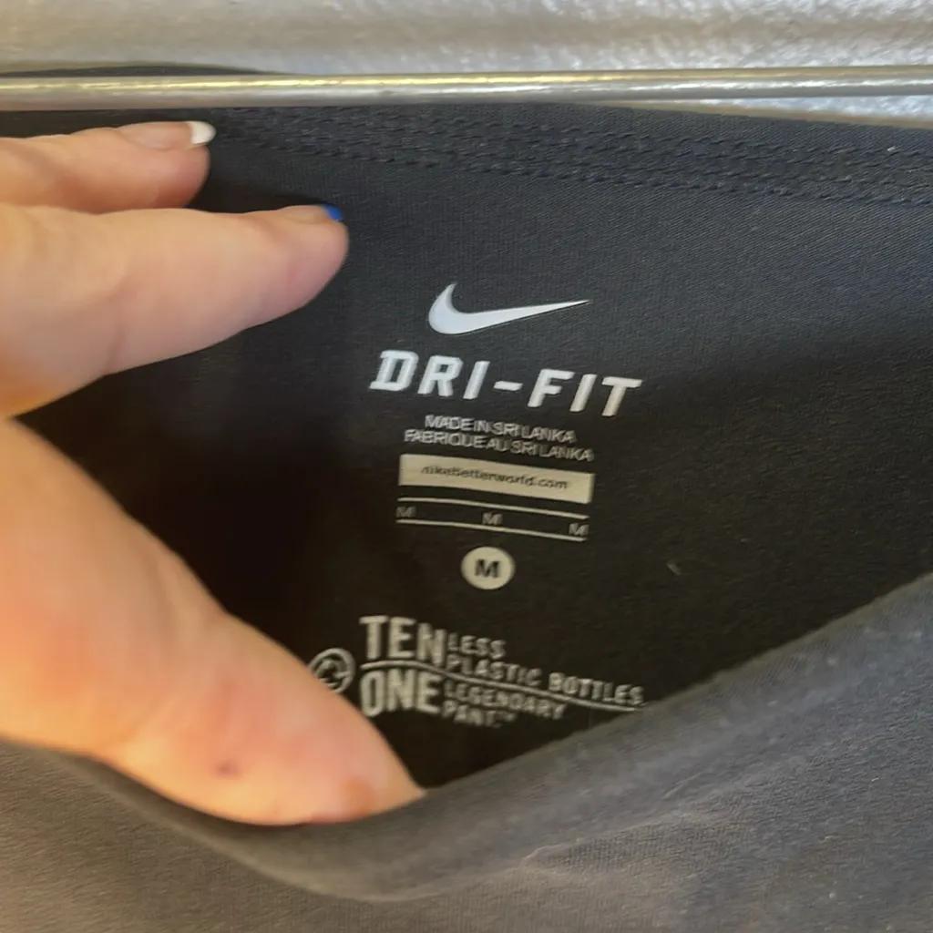 Nike Women's Dri-Fit Legend Classic Fit Leggings‎ Wide Leg Black Size Medium - Image 2