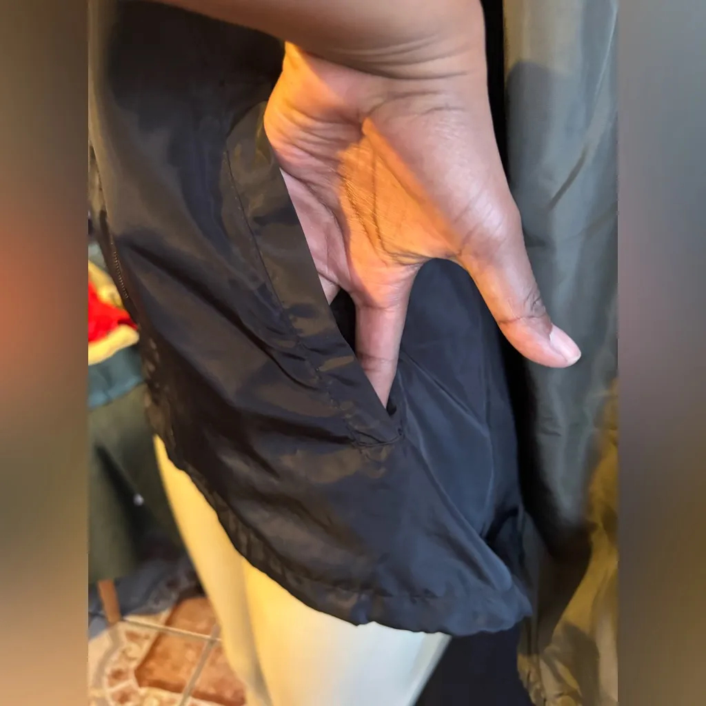 💚Black and Olive Hooded Jacket💚 Black - Image 4