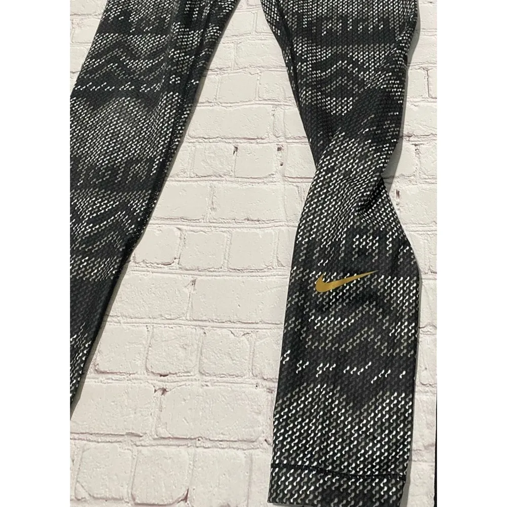 Nike pro leggings - Image 4