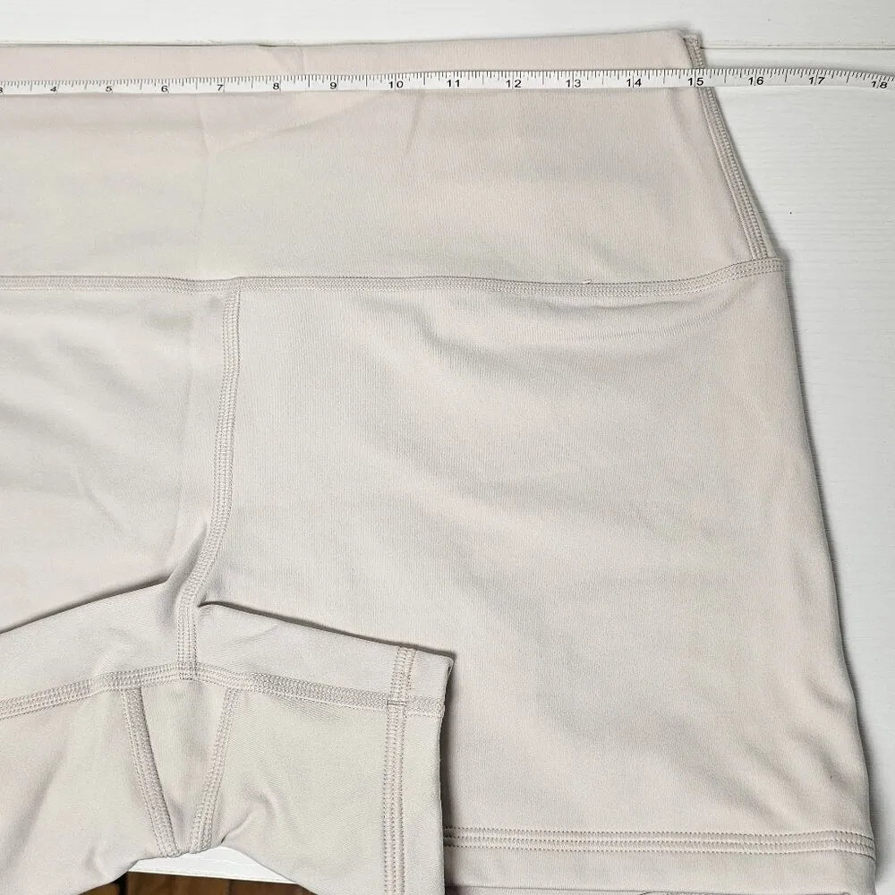 Hollister Gilly Hicks Active Recharge Shortie/ Light Stone / Women's Size XL - Image 4