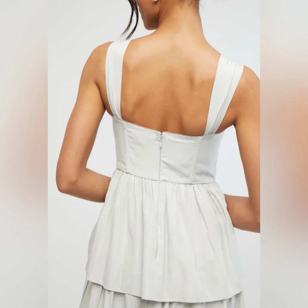 WeWoreWhat Light Gray / Light Blue Tiered Midi  Size 6 - Image 3