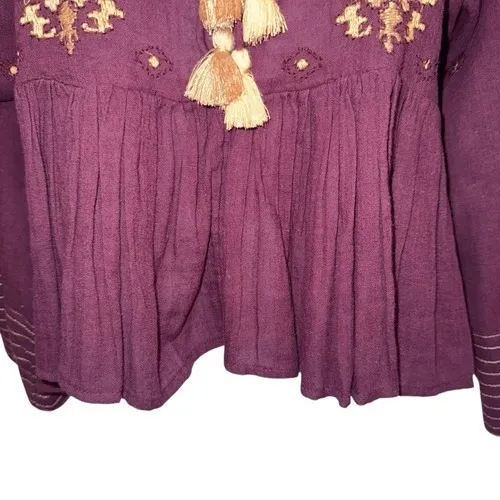 FREE PEOPLE‎ Oversized Plum Top With Peach Embroidery EUC Size Small - Image 4