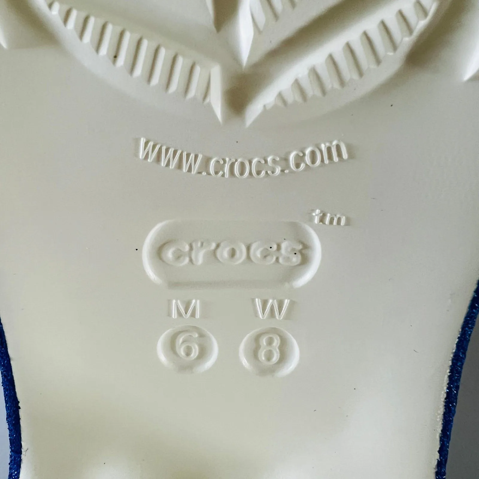 CROCS Hello Kitty Glitter Blue White Siren Clog - US 8 - Image 12