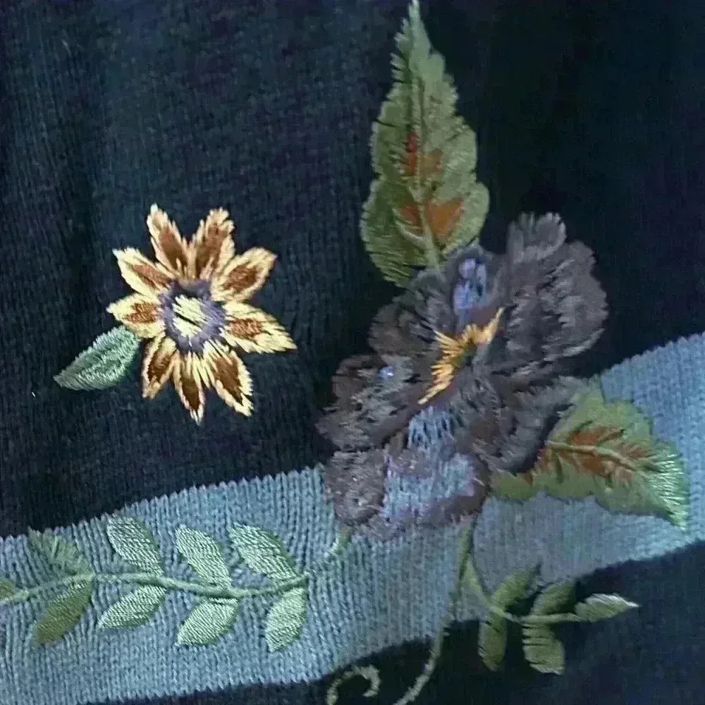 Ladies VINTAGE SOUTHERN LADY SWEATER LAYERED CARDIGAN BLUE WITH FLORAL DESIGN XL - Image 4