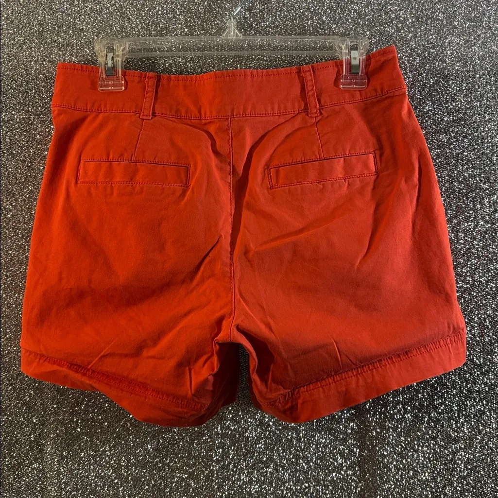 Gap  shorts in size 2 - Image 4