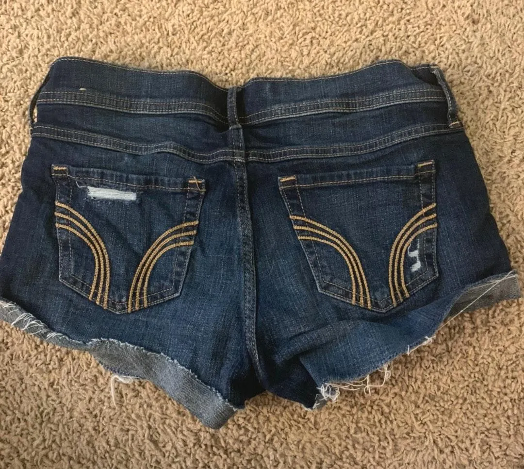 Hollister Jean Shorts - Image 2