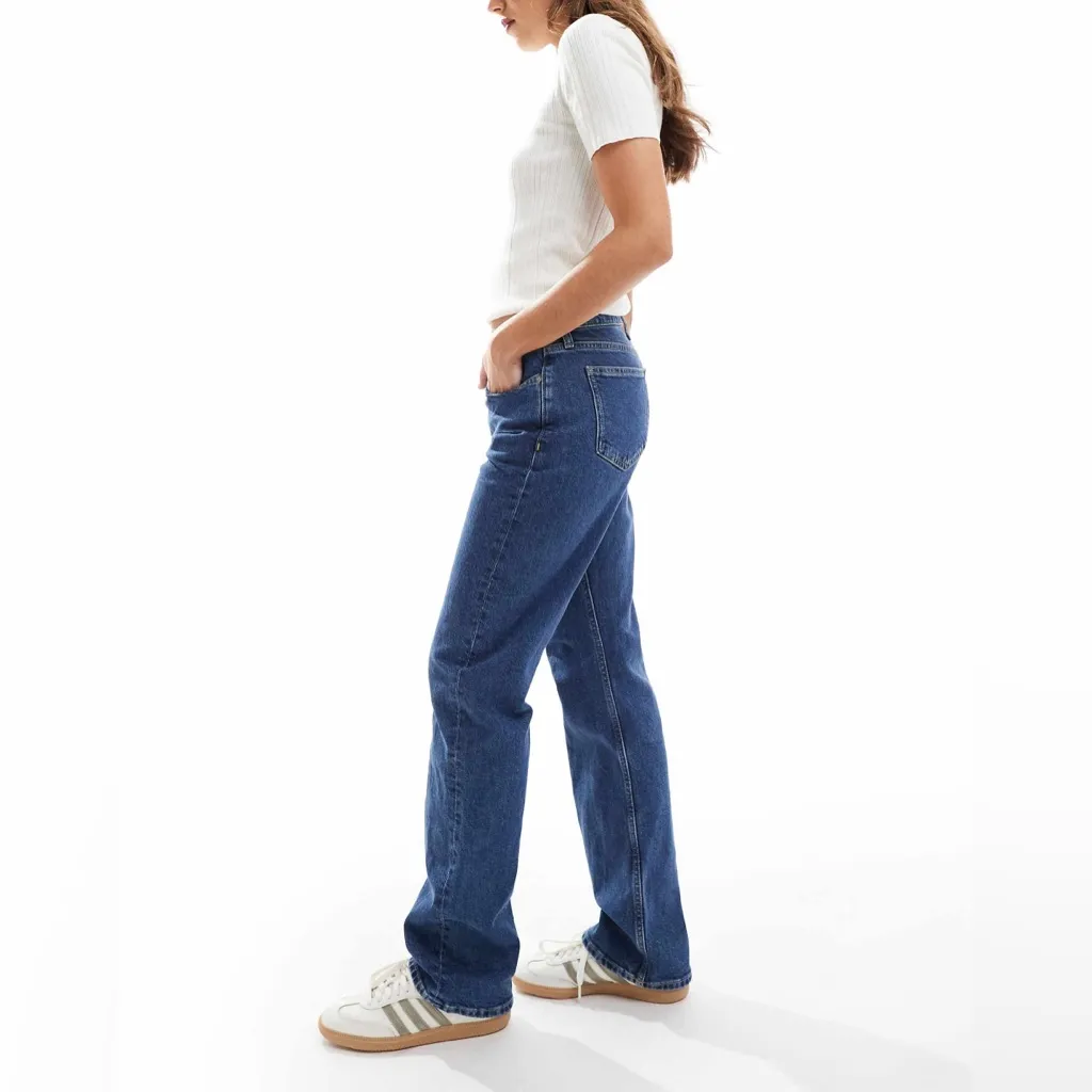 Calvin Klein Straight Leg Jeans Size 14 - Image 4