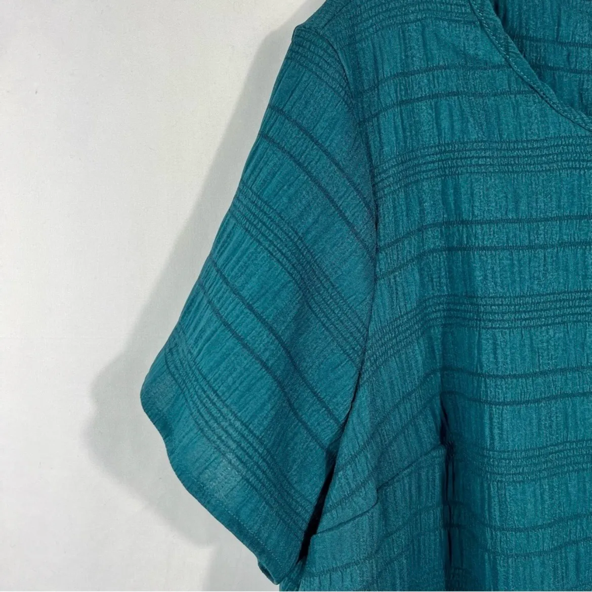 Emery Rose Teal Blue Short Sleeve Striped Textured Ruffle Hem Plus Size Blouse - Image 3