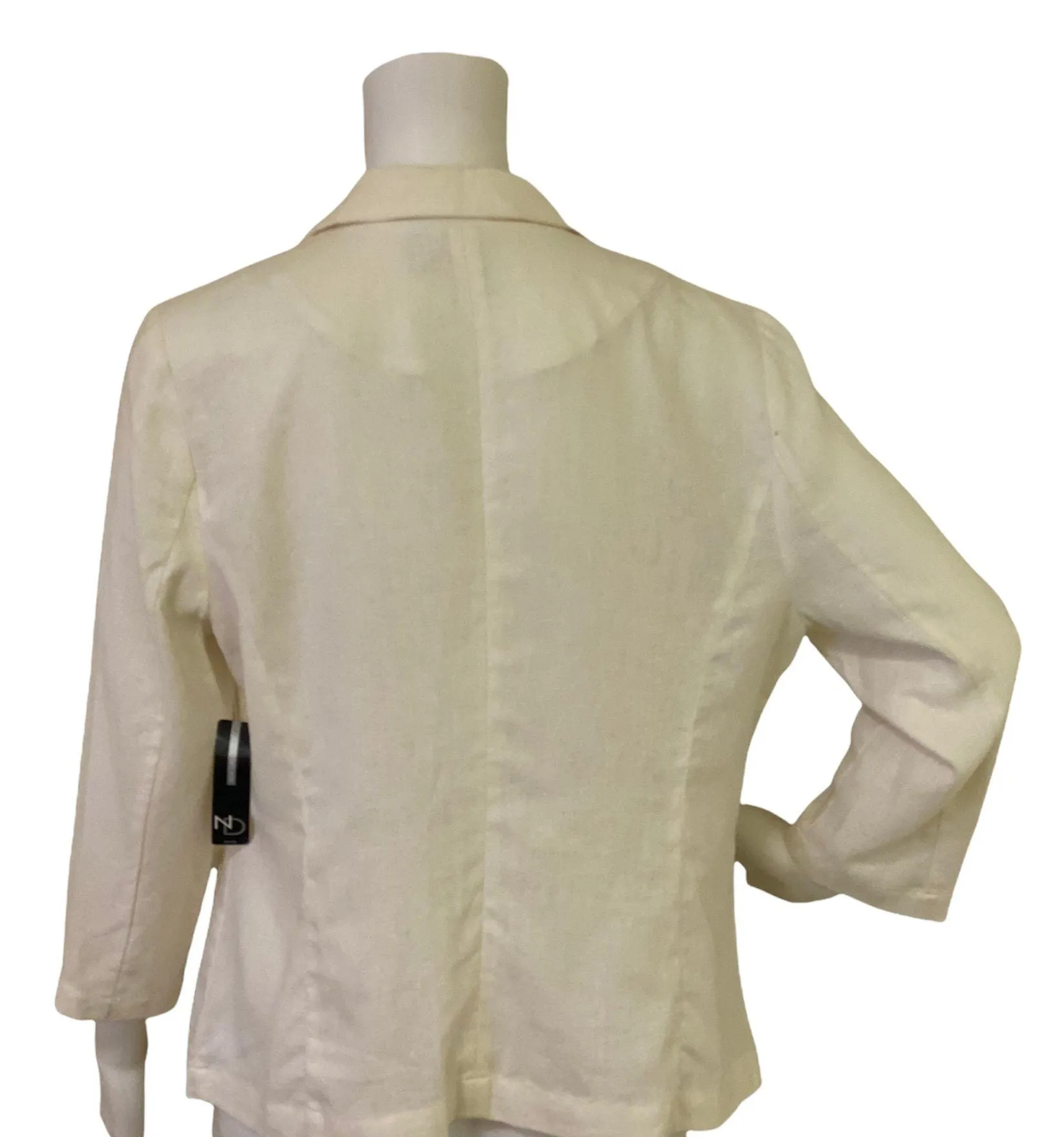 Casual Clam Cream Blazer  - Image 3