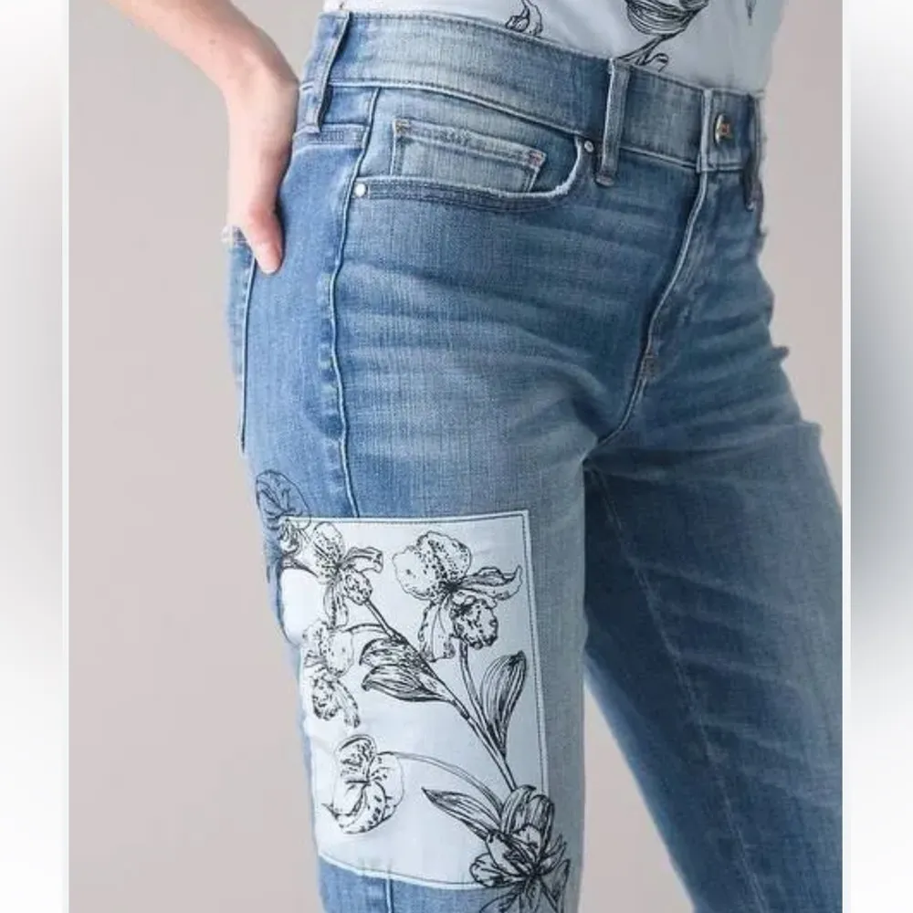 White House Black Market Mid-Rise Everyday Soft Denim™ Scarf Girlfriend - Image 3