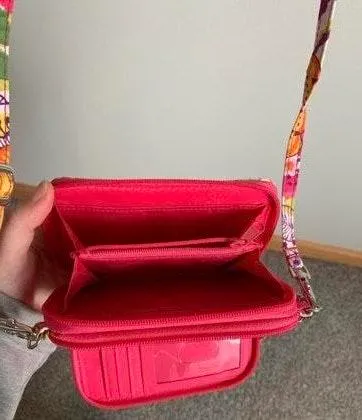 Vera Bradley Crossbody Wallet - Image 6