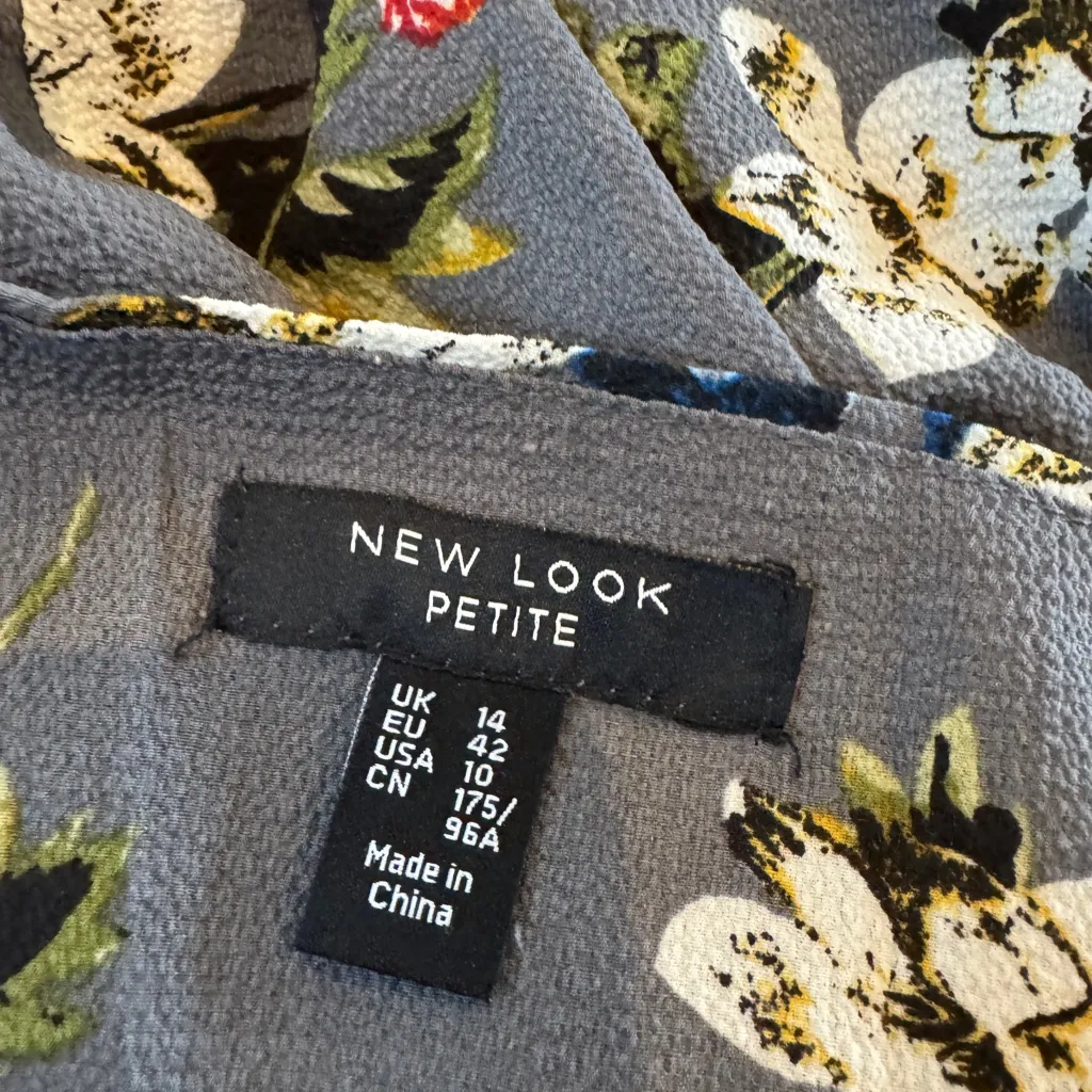 Petite Floral Jumpsuit - Image 4