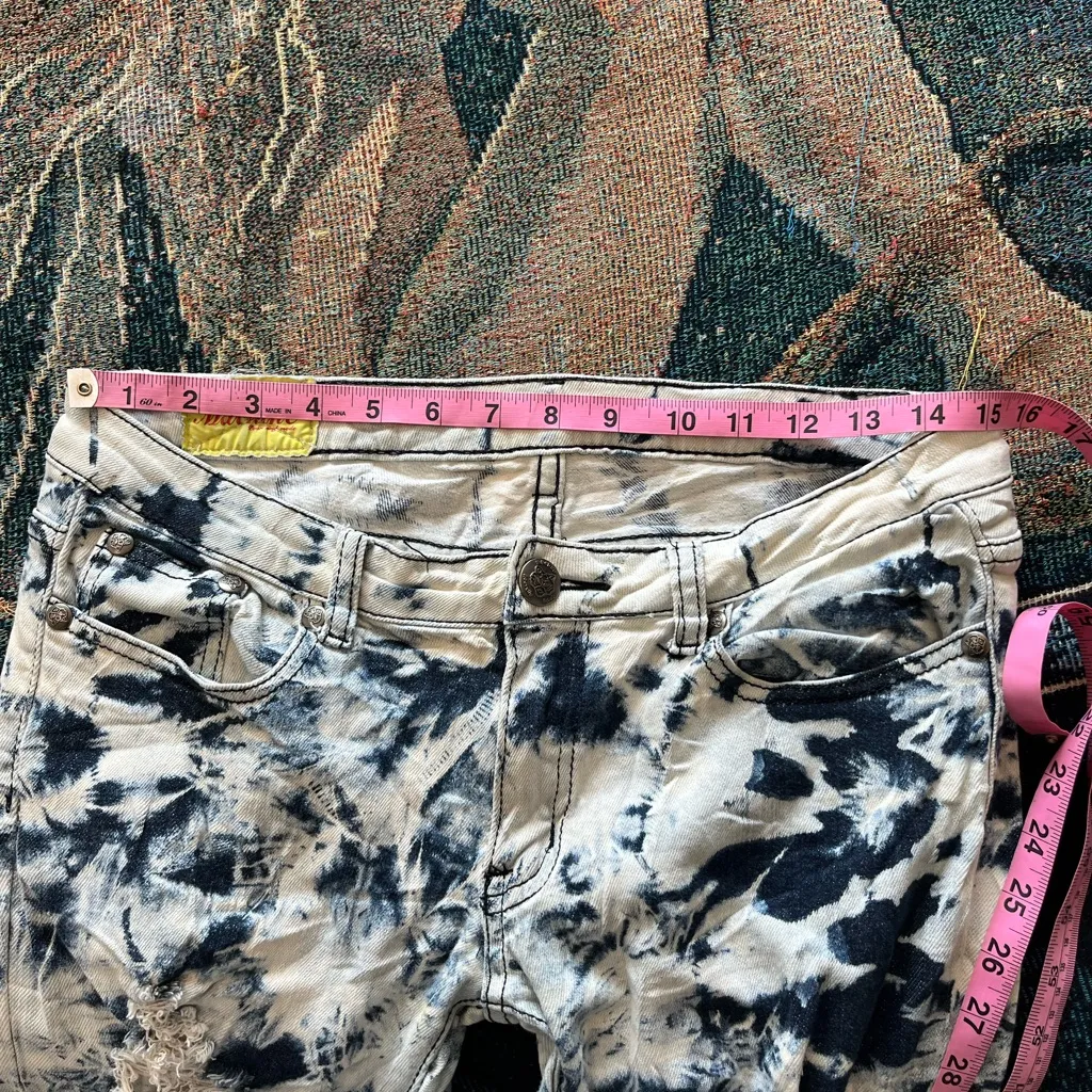 Machine Nouvelle Mode Women’s Straight Jeans Black Cream Tie-Dye Ripped 30x31 - Image 13