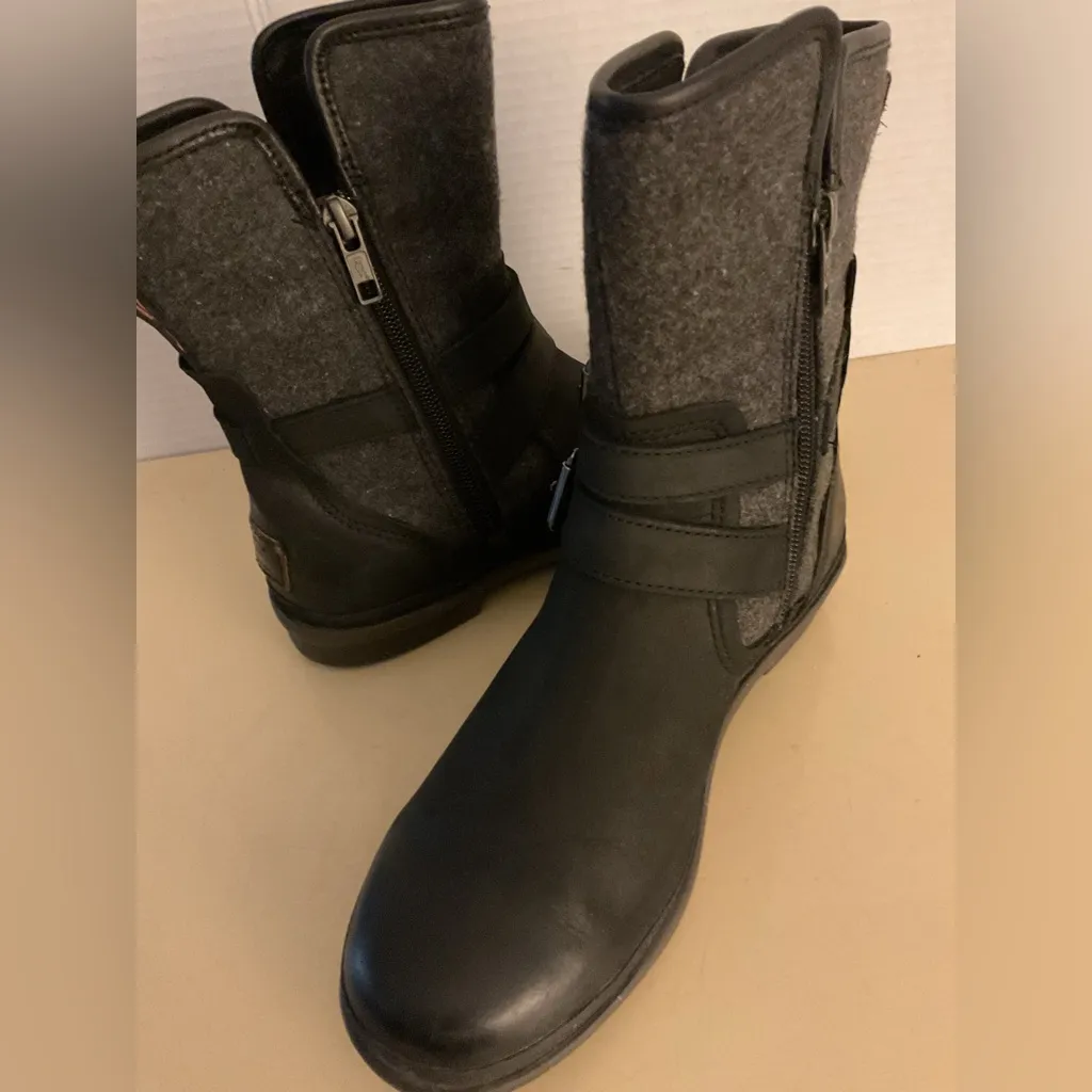 UGG Women's Black leather wool Simmons biker boots size 6.5 - Image 5