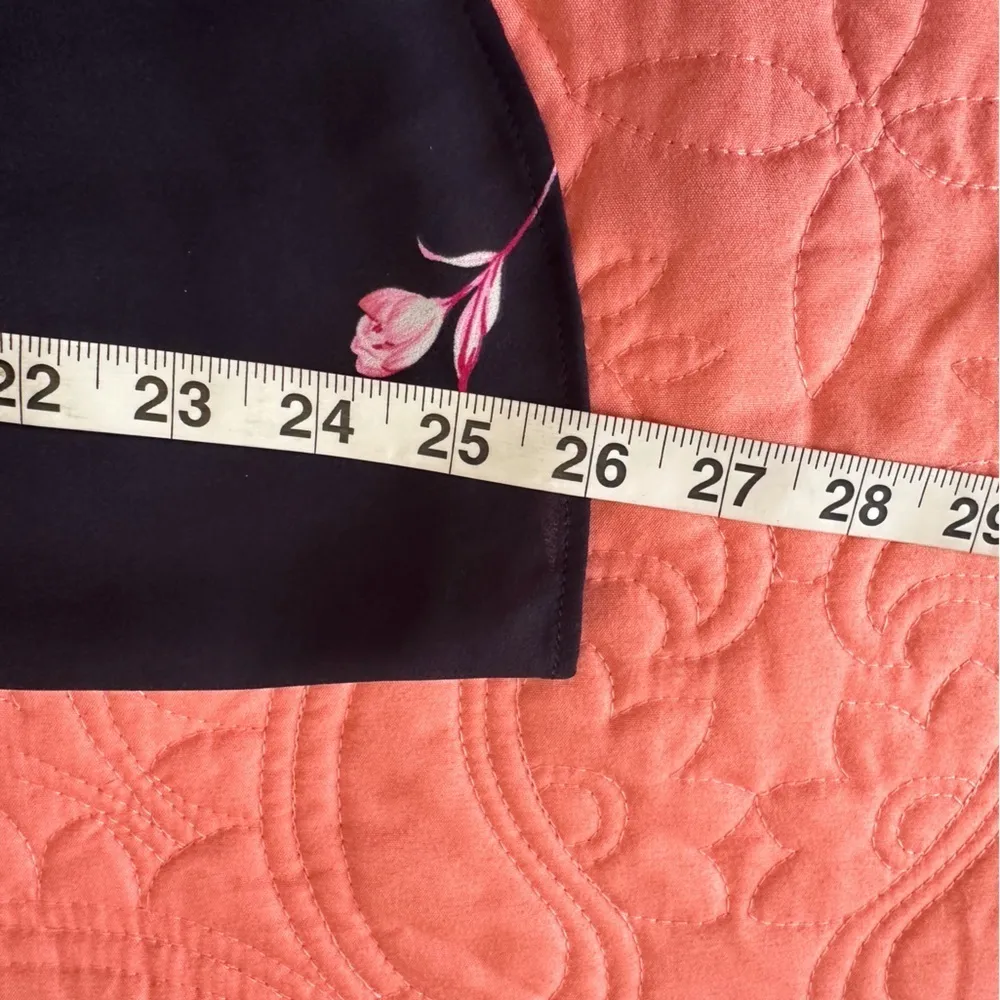 Anne Taylor Floral Top - Image 5