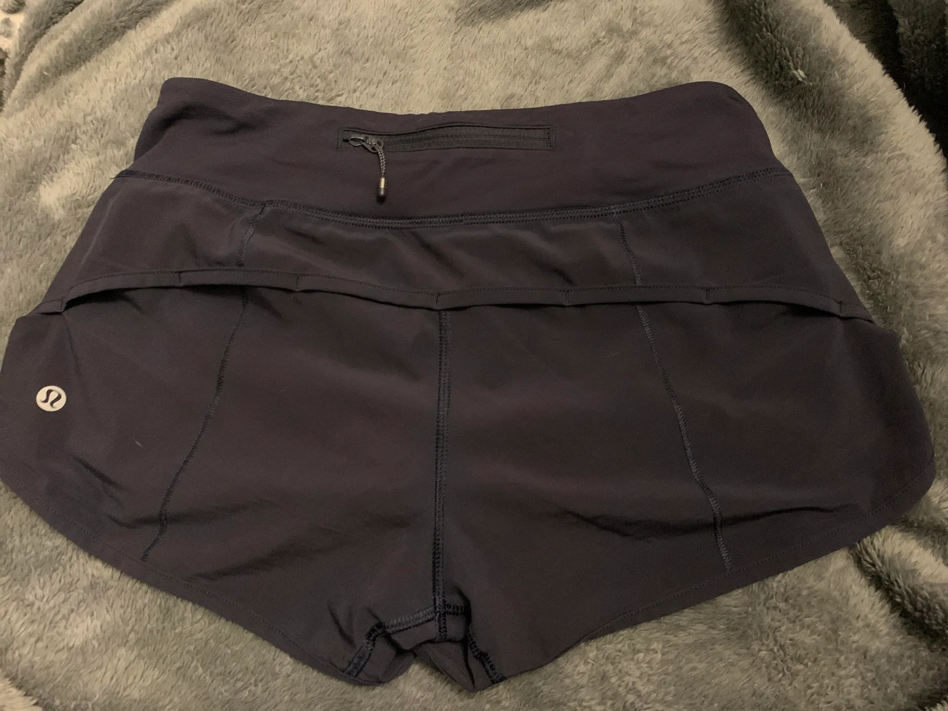 Lululemon navy  shorts - Image 5