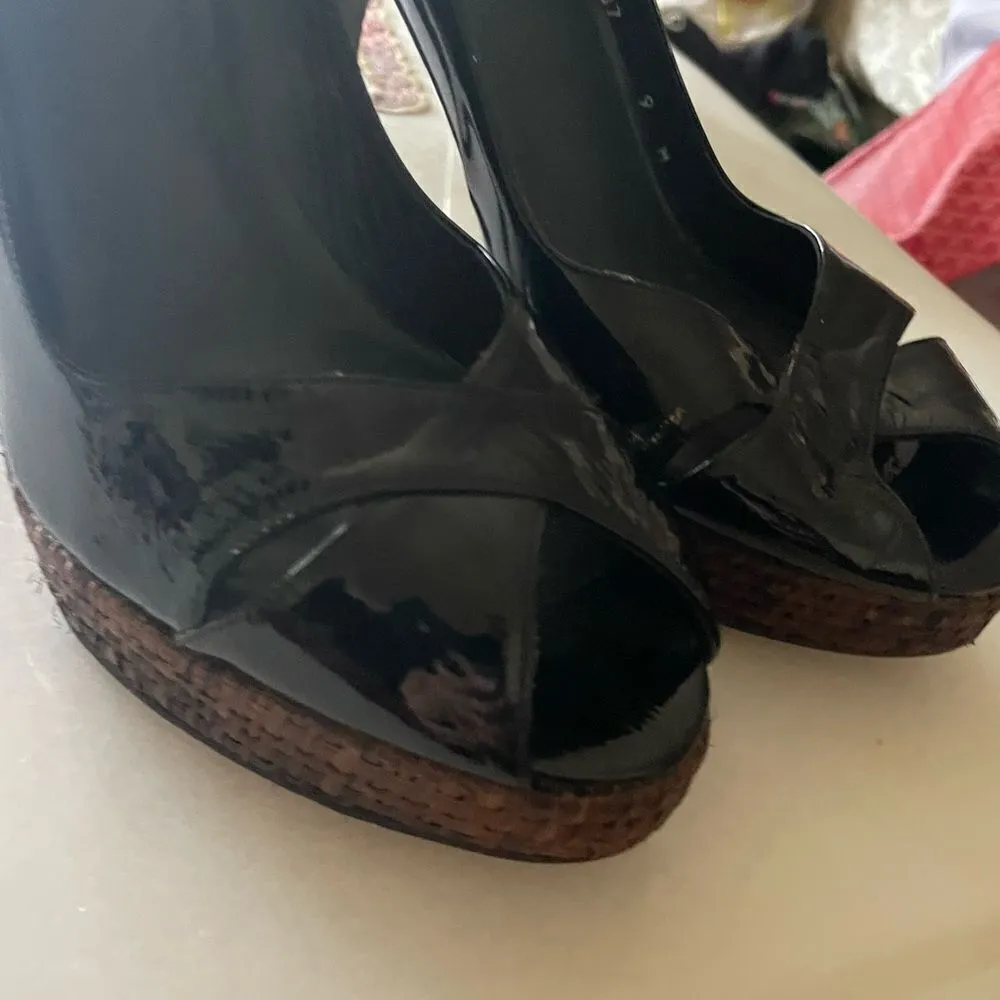 Stuart Weitzman Wicker Patent Leather Platforms Heels- Size 9 - Image 6