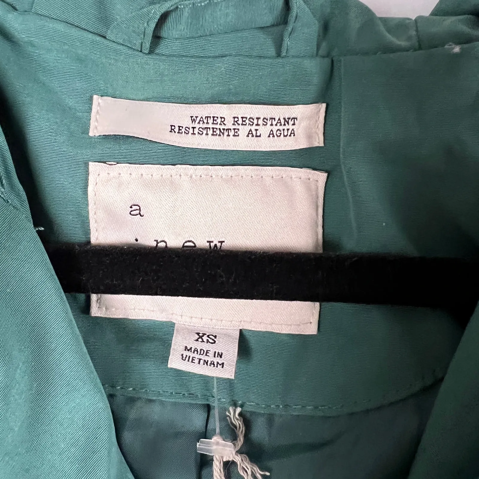 A New Day Women's Green Lightweight Rain Coat With Hood - Size XS - NWT - Image 3