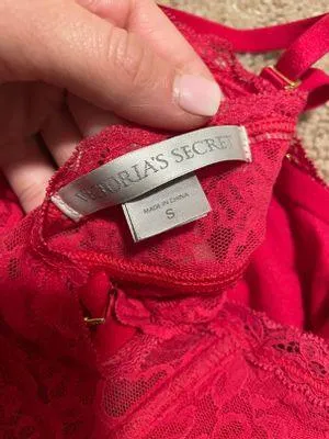 Red Lace Bralette - Image 2
