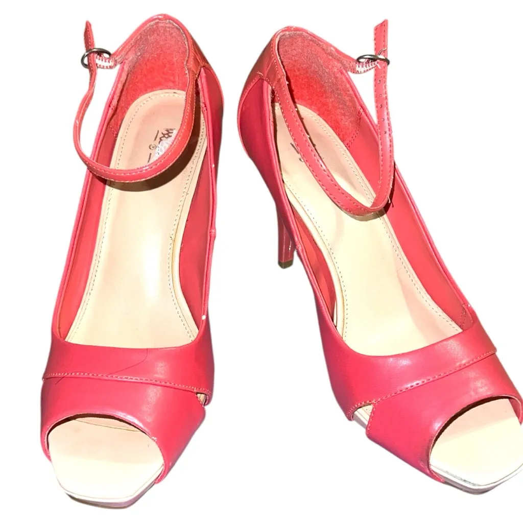 Wassio salmon colored Women's Heels Red Size 8 - Image 2