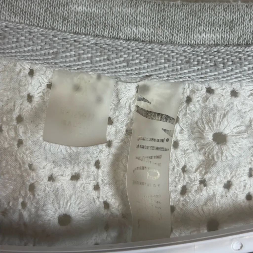 Silverwear Woman’s Plus Size Grey & White Casual Twee Cutesy High - Image 3