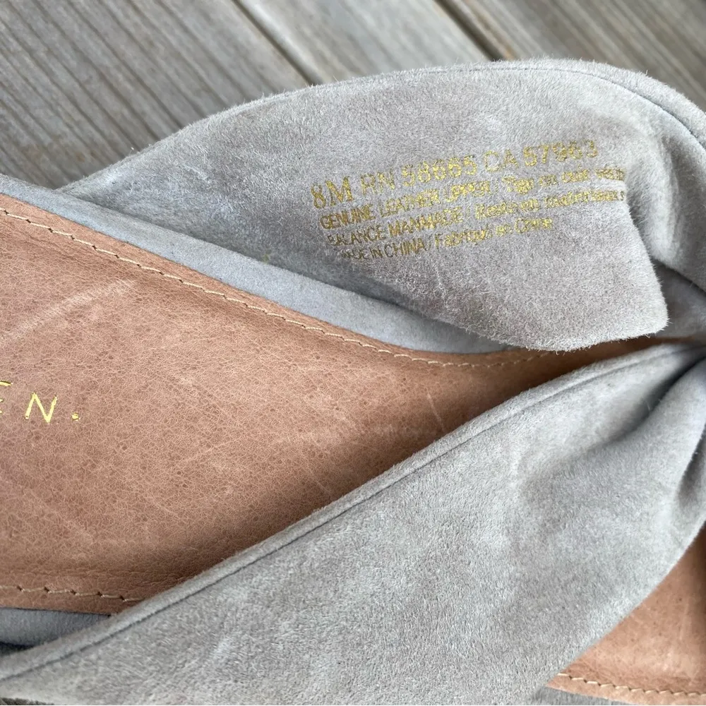 Halogen Grey Suede Crossover Sandals Size 8 - Image 5