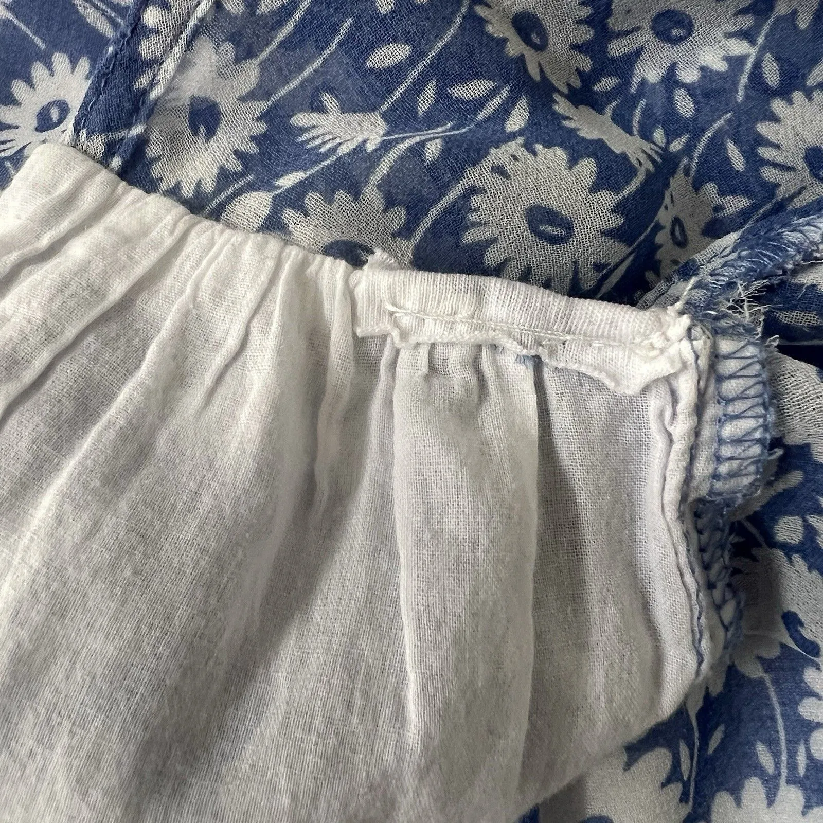 Floral Chiffon Cap Sleeve Wrap Dress Fit and Flare Tie Waist Size Small Lined - Image 8