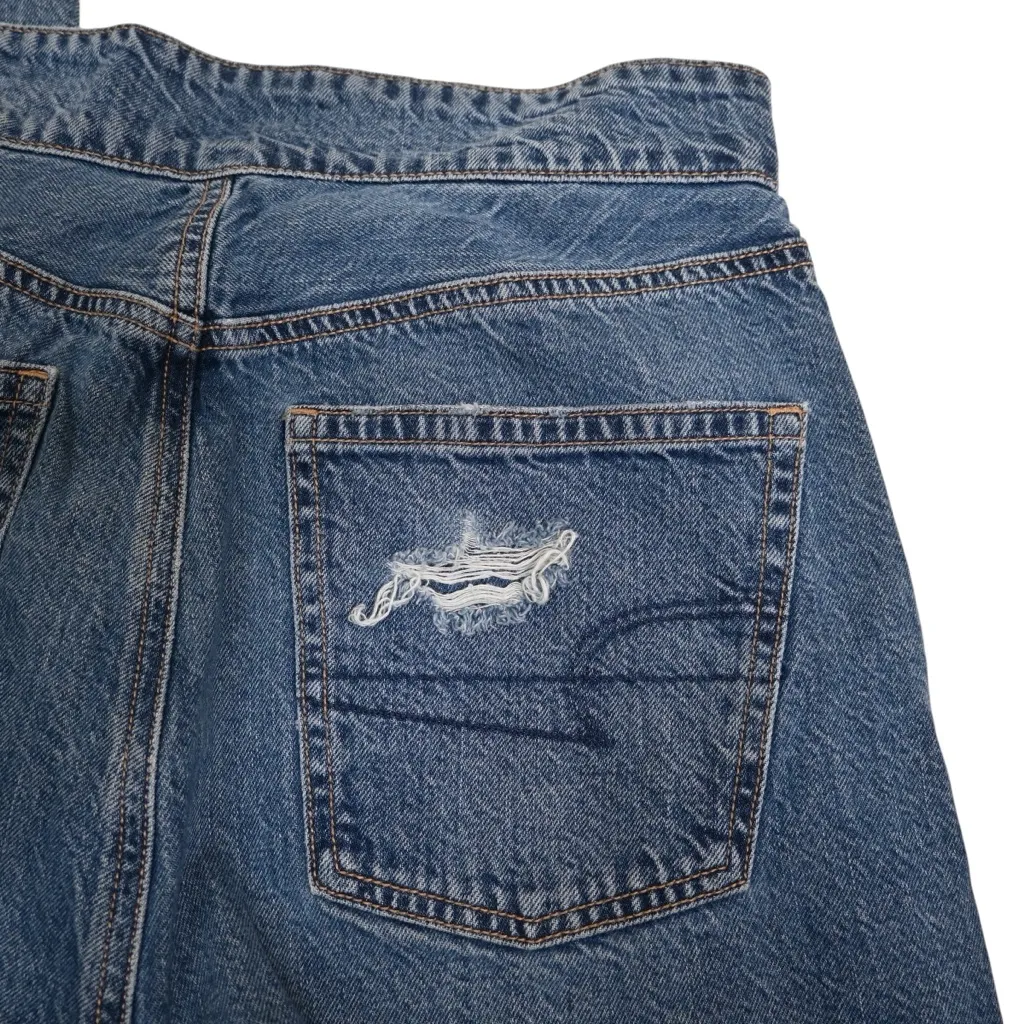 American Eagle Women's 10 Long Button Fly High Rise Loose Jean - Image 8