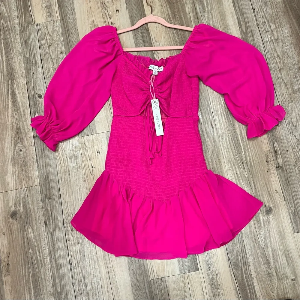 NWT She + Sky JUST IN LOVE SMOCKED DRESS IN FUCHSIA size small - Image 6