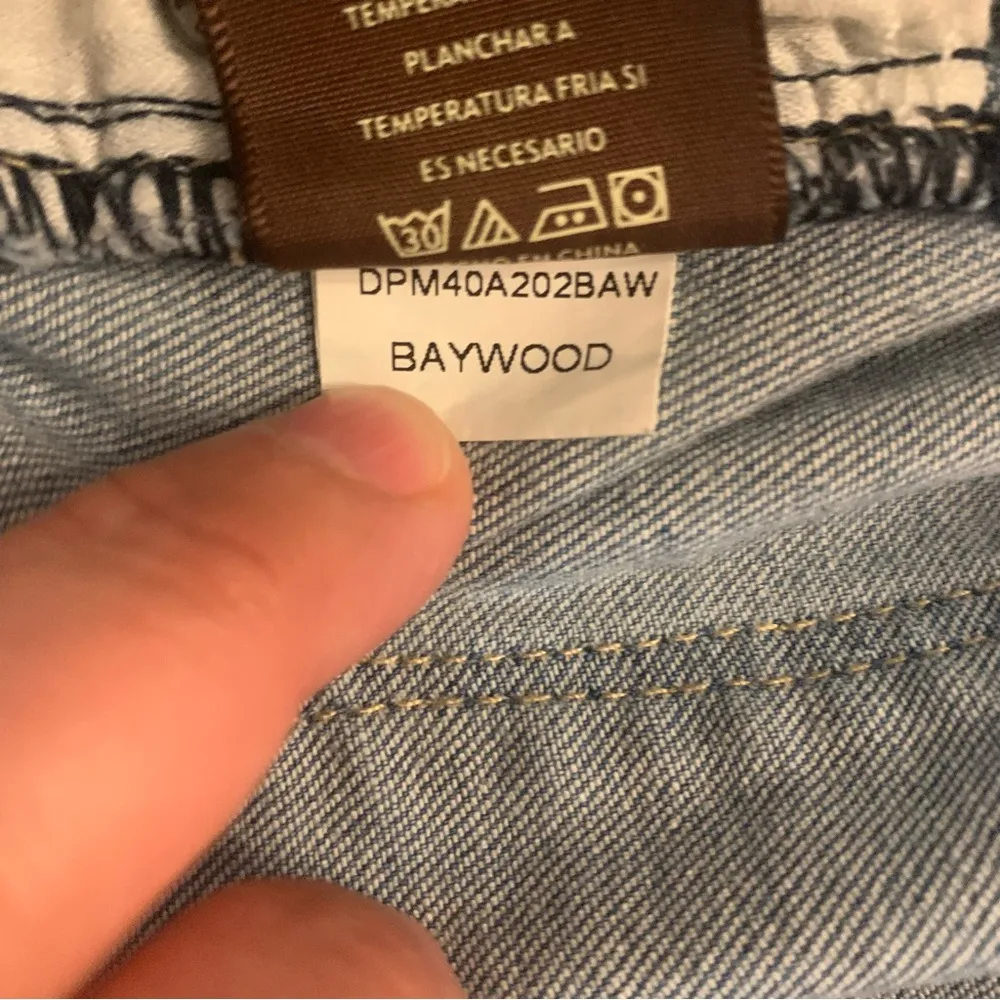 Dear John  Sloane Bootcut Distressed Mid Rise Raw Hem Jeans Size 27 - Image 12