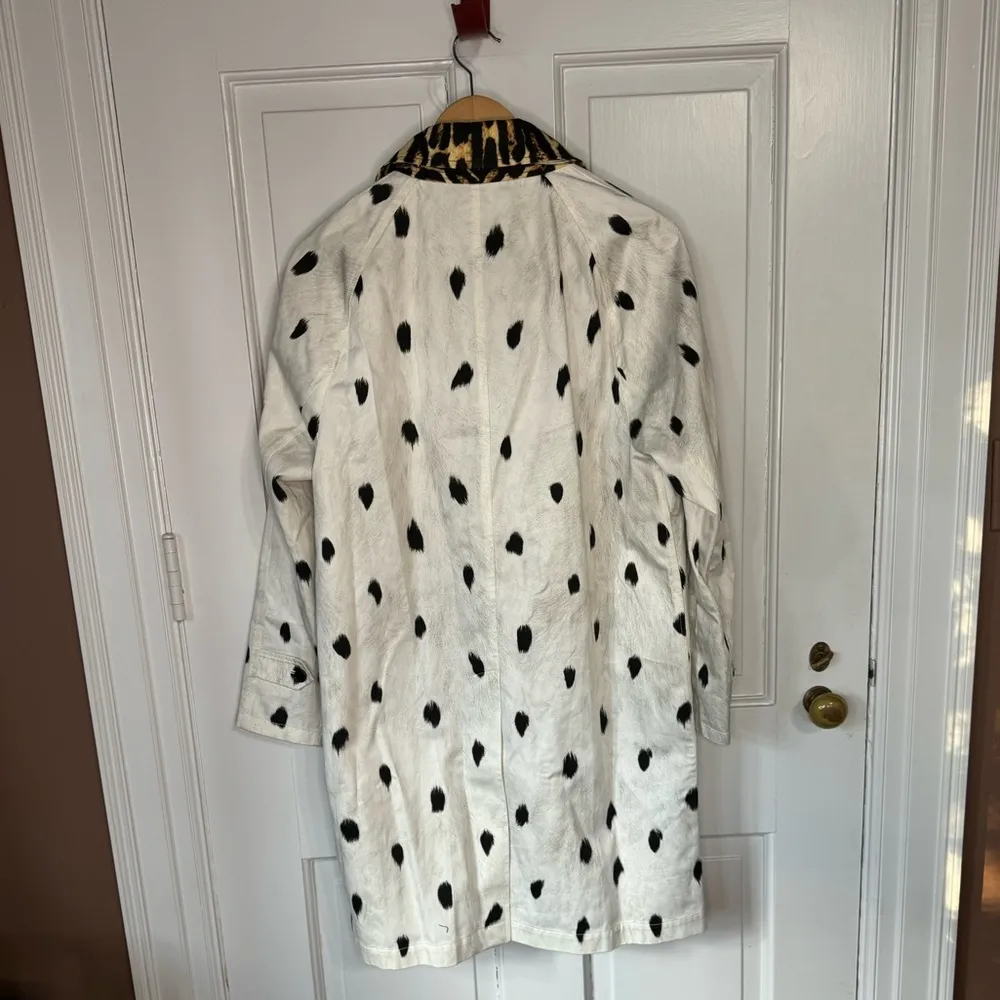 Burberry ANIMAL-PRINT COTTON-TWILL TRENCH COAT IN WHITE,BLACK,BROWN Size - Image 6