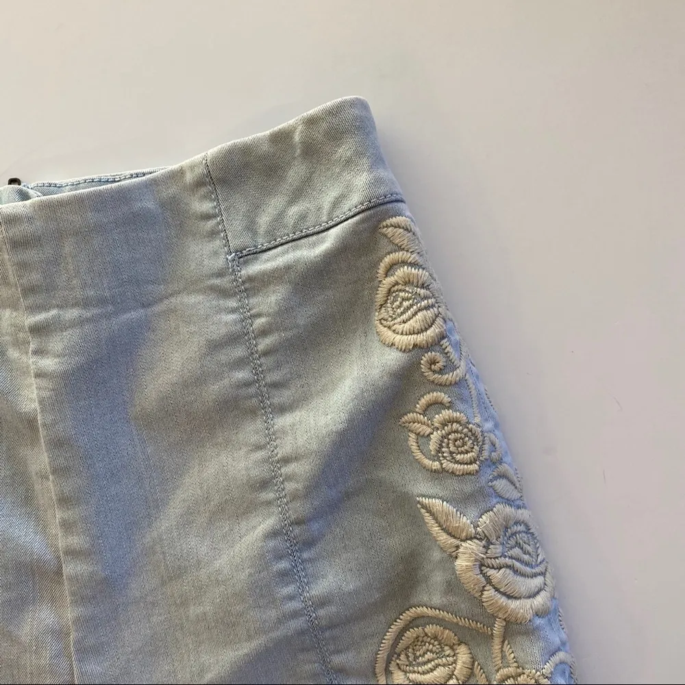 Kimchi Blue Embroidered High Waisted Micro Shorts 6 - Image 4