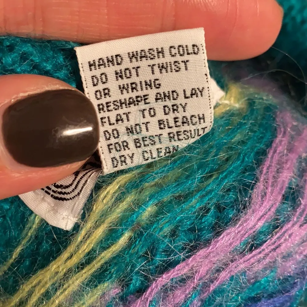 Vintage 80/90s Gallagher purple mohair blend snowflake motif sweater, size XL - Image 8