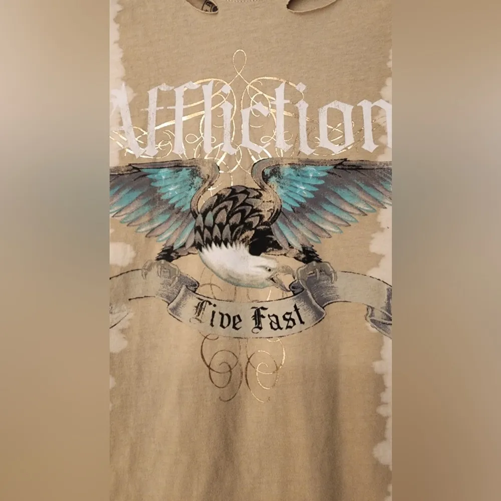 AFFLICTION EAGLE Women’s Tan/Cream Short Sleeve Size Small - Image 8