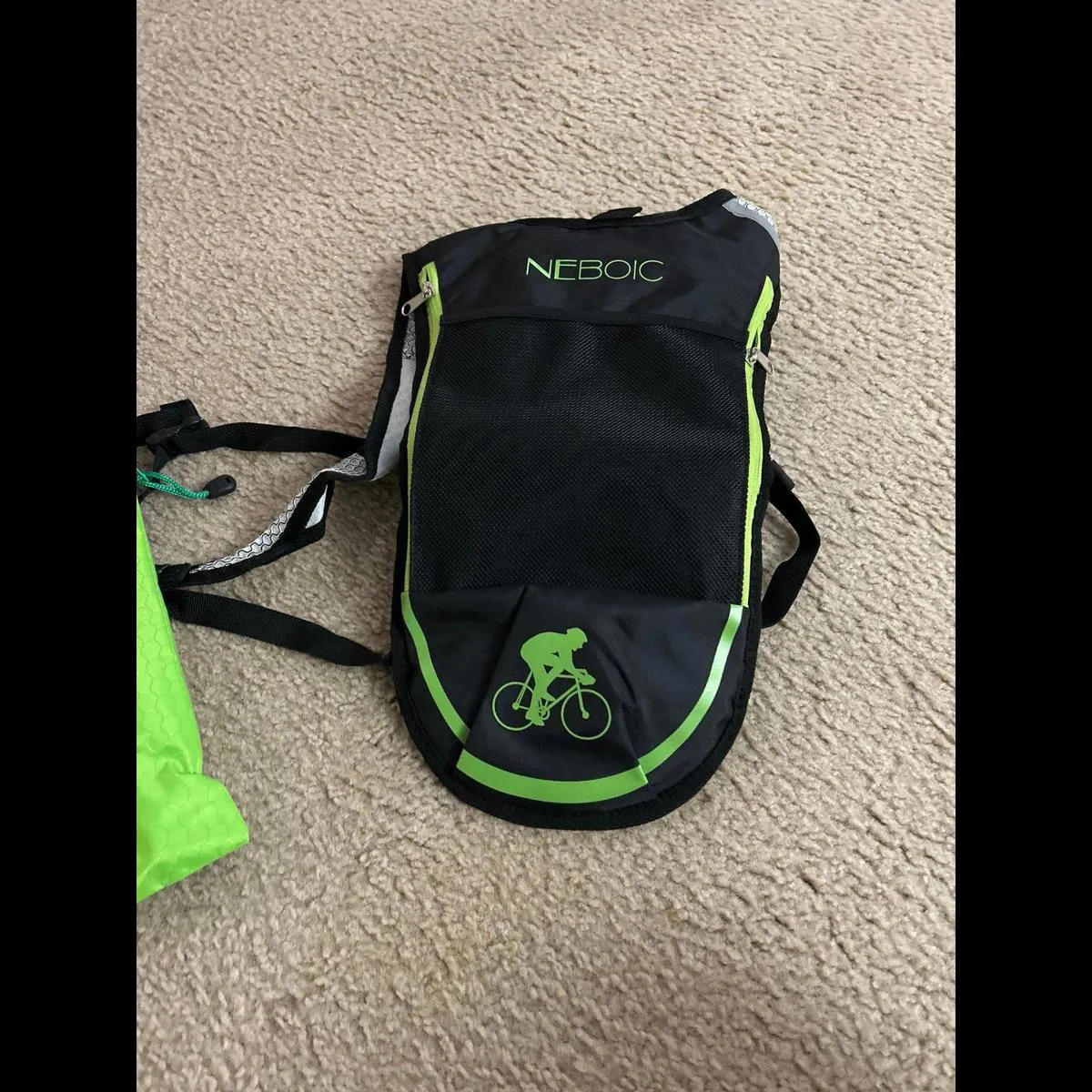 Neboic Hydration Backpack Cycling Pack. Black/green Black - Image 2