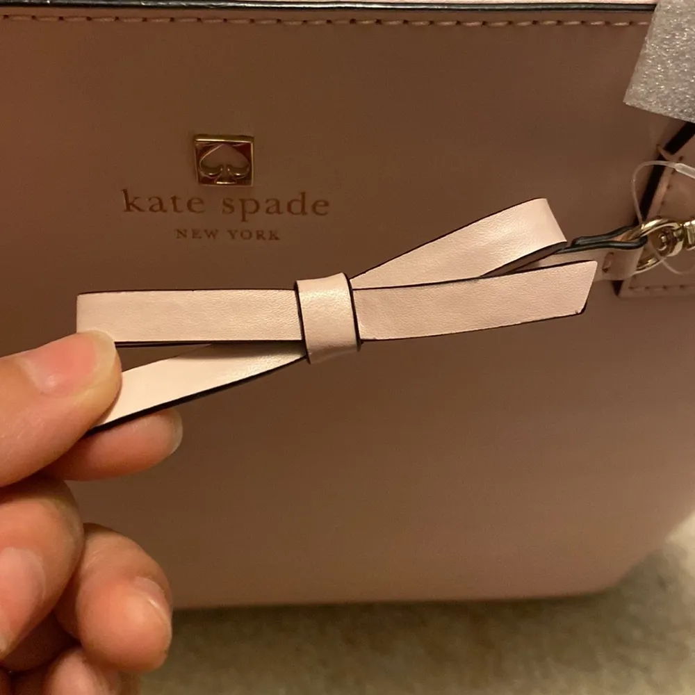 sawyer street tori - Image 7