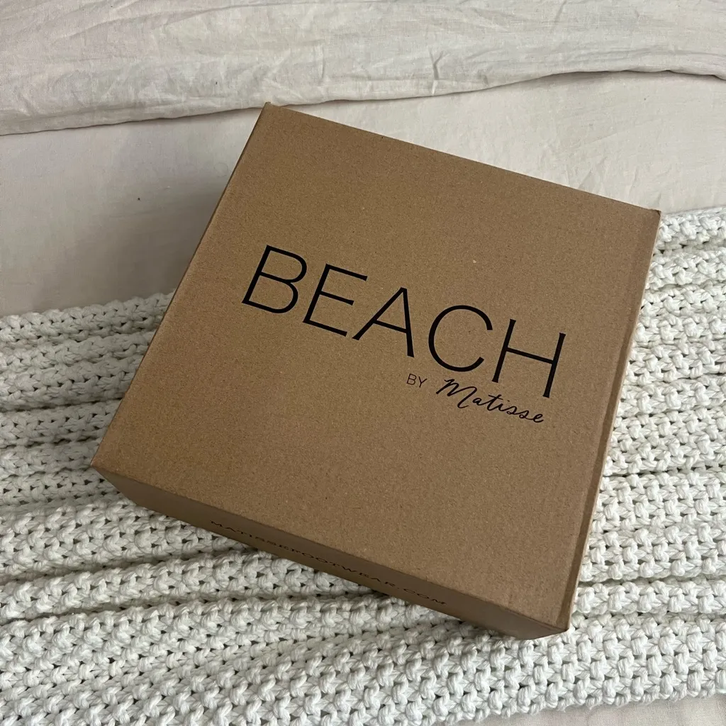 Matisse Gold Platform High Heel Shoes Size 10 - Image 2