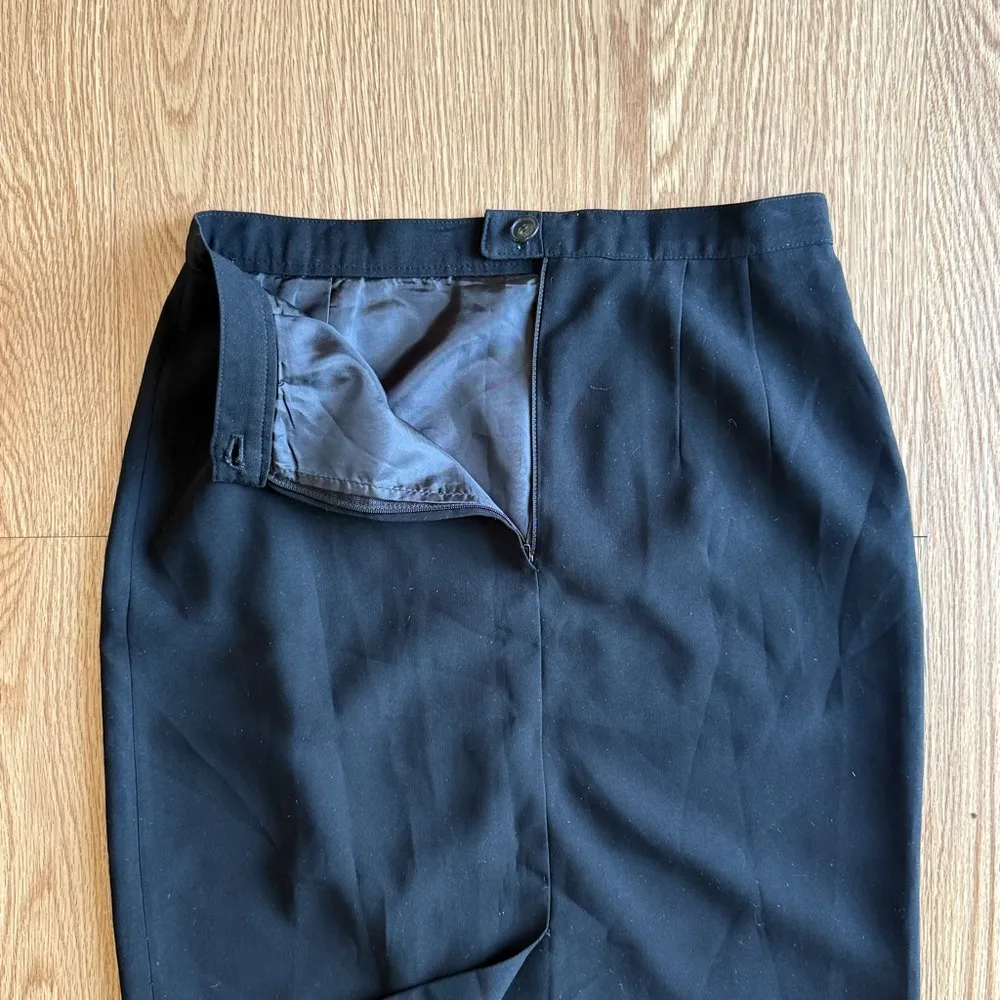 Giani Bernini Black Pencil Skirt for Work - Image 4