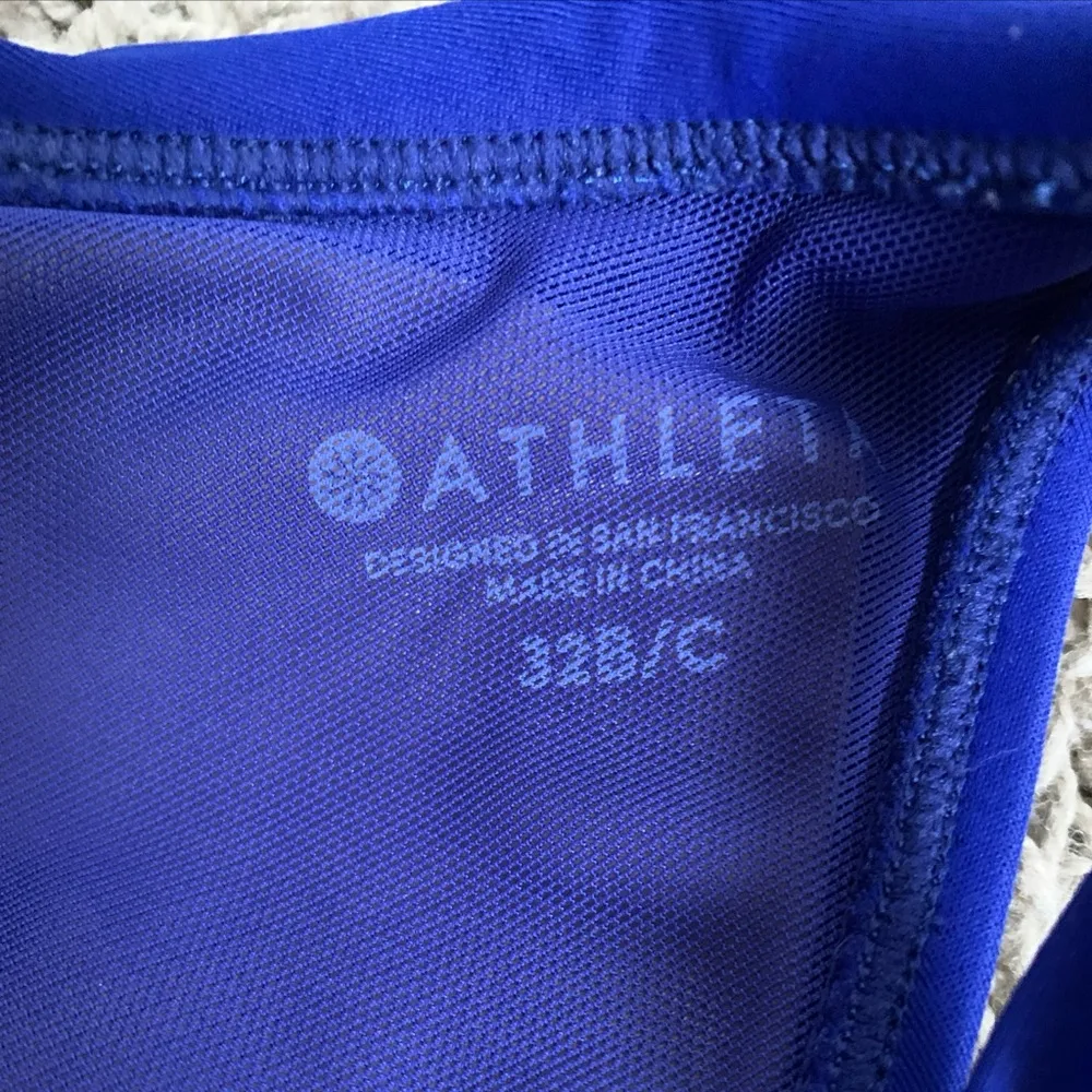 32 B/C wrap swimsuit bikini top - Image 4