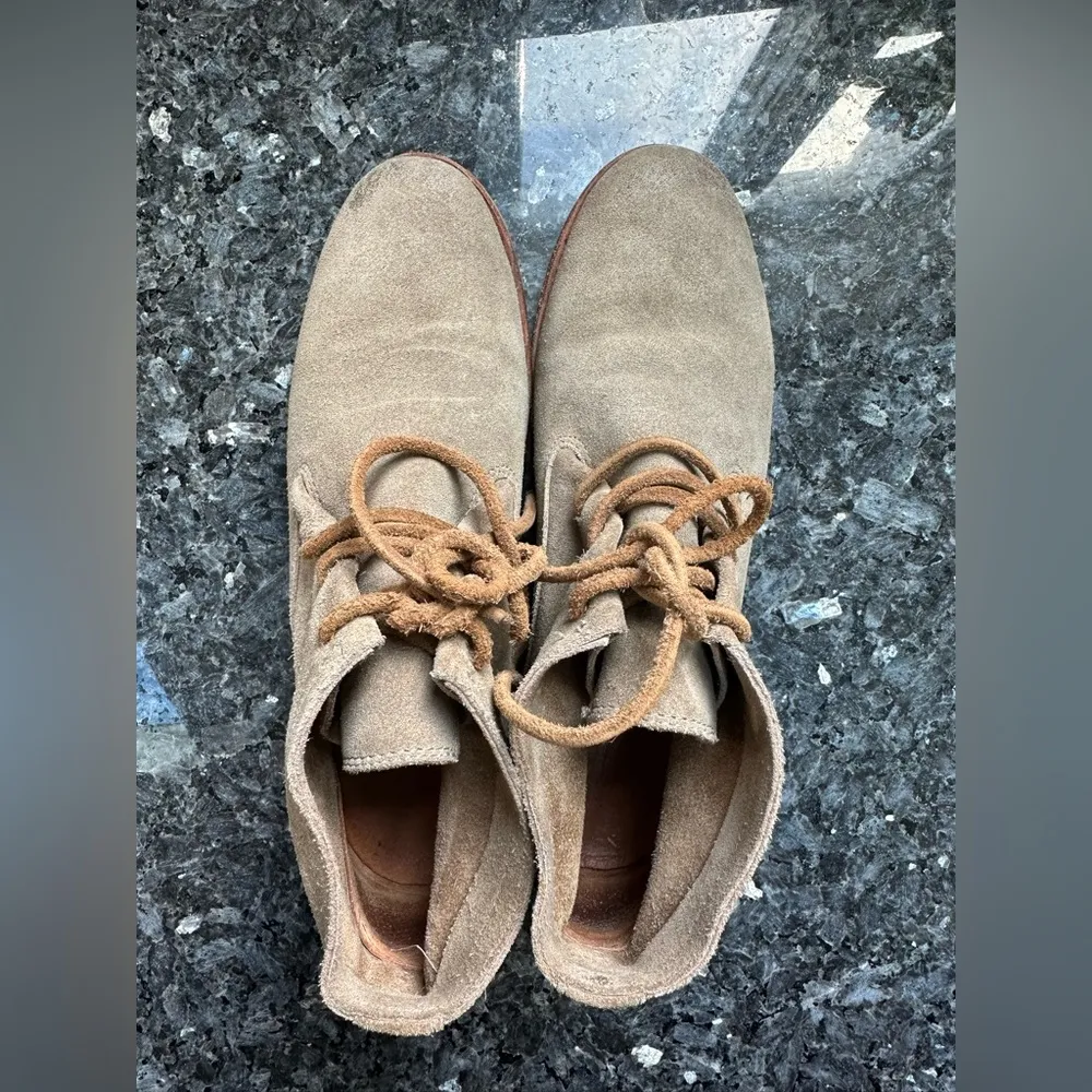 Frye Tan Beige Carly Chukka Suede Uppers Women's Size 6.5 Lace Up Ankle Boots - Image 4