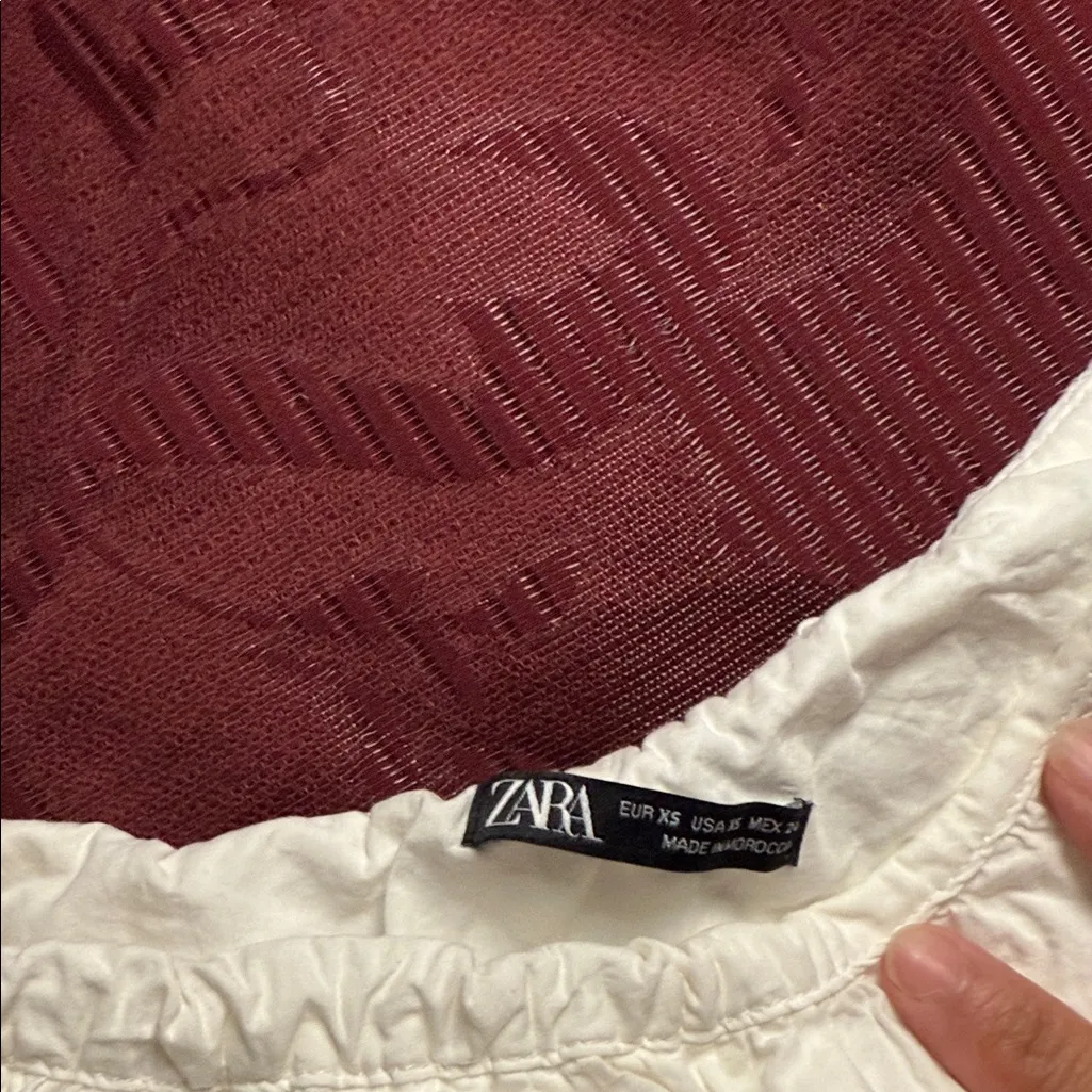 Zara White Ruffled Off-Shoulder Top - Image 4