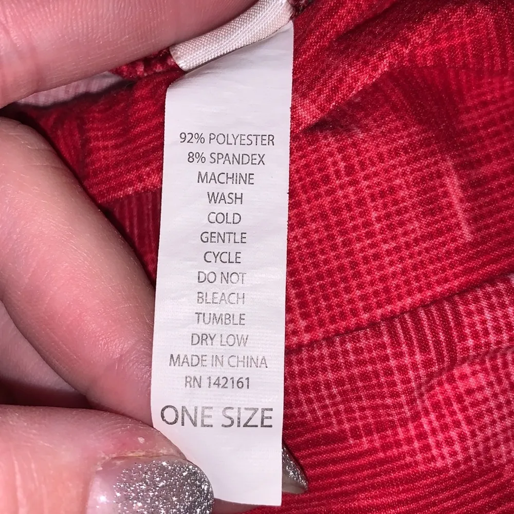 LuLaRoe  red heart pattern one size ankle length leggings - Image 8