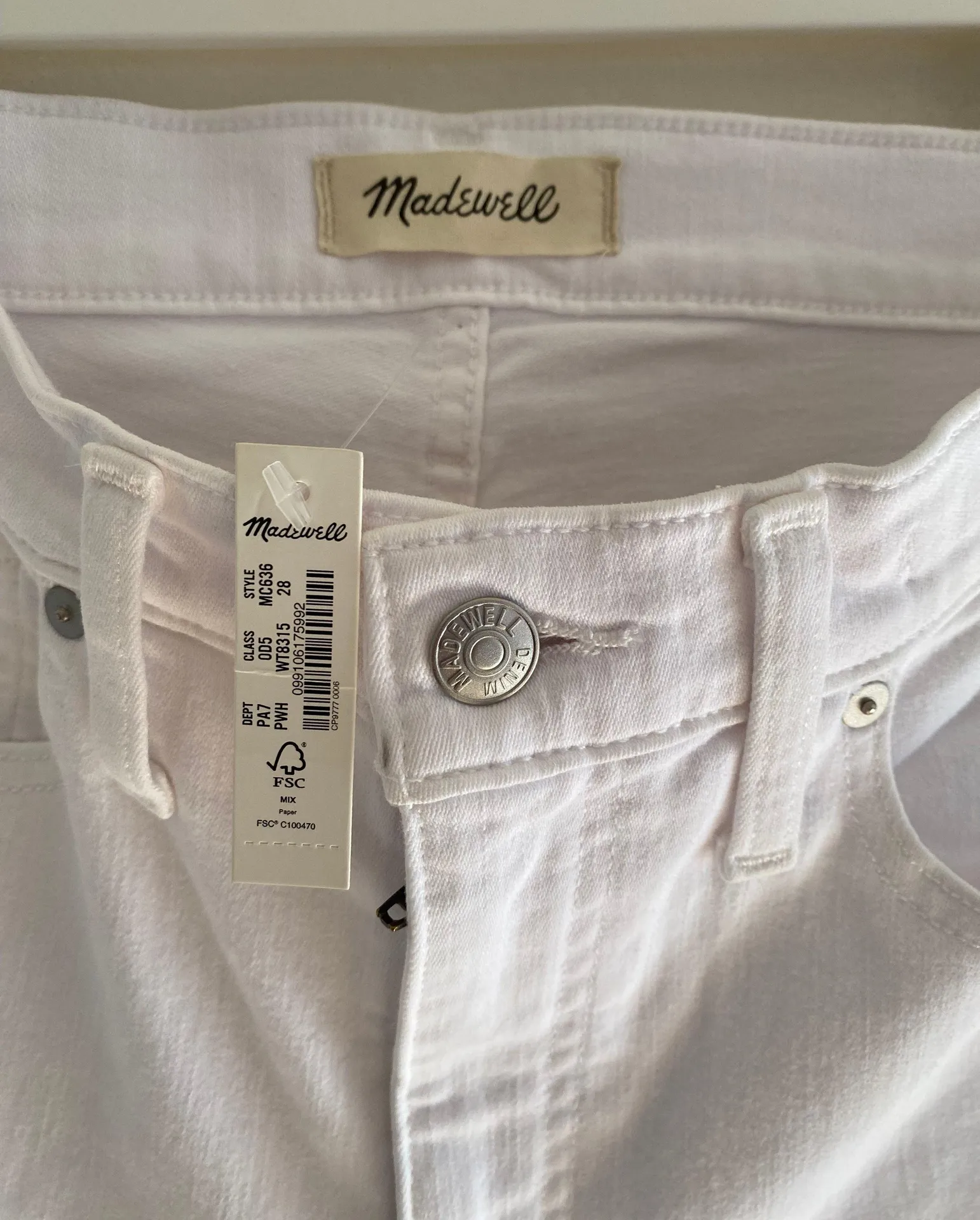 Madewell Stovepipe Jeans - Image 6