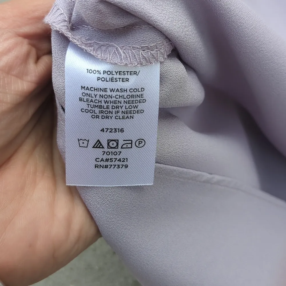 NWT Loft Petite V-Neck Racerback Sleeveless Top - Image 9